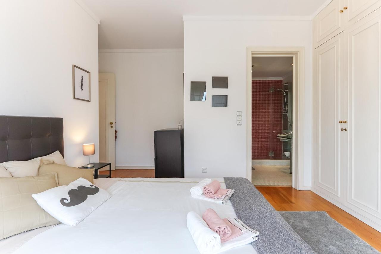 Vita Portucale ! Modern Apartment With Garage Lisbon Exterior photo