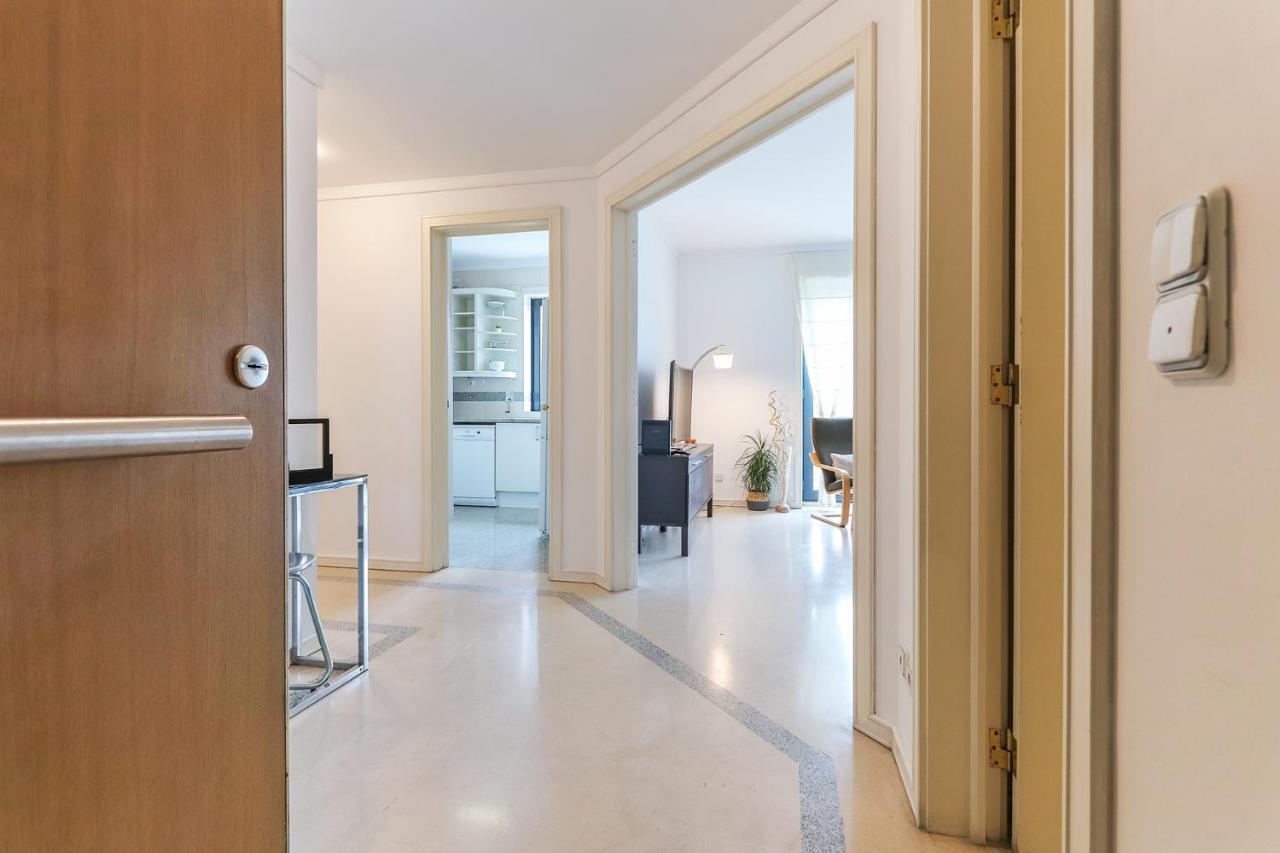 Vita Portucale ! Modern Apartment With Garage Lisbon Exterior photo